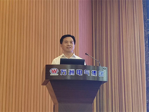 全省法治民企建設現場觀摩到萬洲4.jpg 全省法治民企建設現場觀摩到萬洲4.jpg